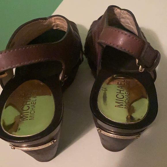 Michael Kors Wedge Shoes Size 6.5M ( Fits small) - Picture 9 of 15